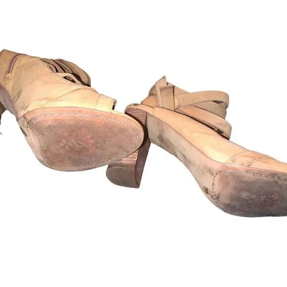 Vince Camuto Sammson block heels - Picture 5 of 6